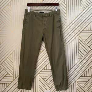 Banana Republic Emerson Chino 32 x 30 100% cotton green khakis preppy classic